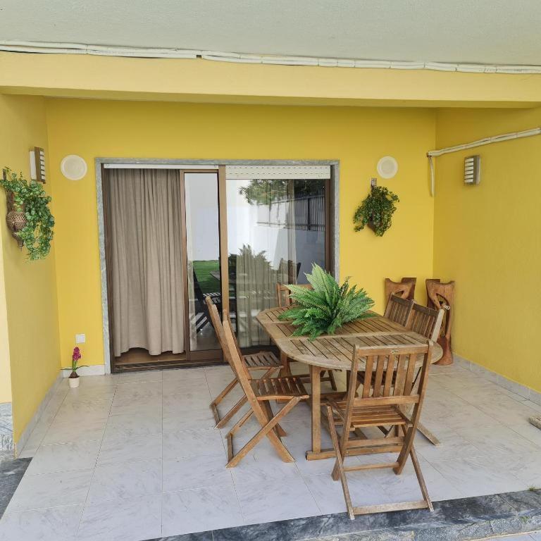 Kubata Hill Otel Parede Dış mekan fotoğraf